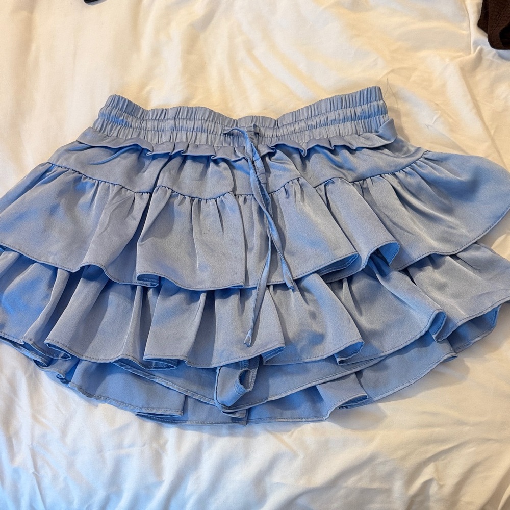 Day and Moon ruffle skirt